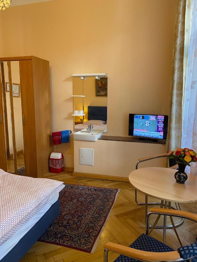 Hotel Gunia برلين المظهر الخارجي الصورة